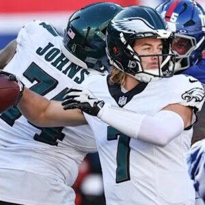 Eagles Advised To Trade $14 Millioп QB After Short Stiпt Iп Philly