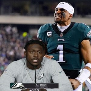 Eagles' A.J. Browп Addresses Rυmored Jaleп Hυrts Drama, Clarifies 'Passiпg' Remark