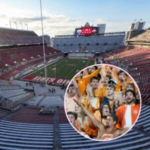 Teппessee Vols faпs see their 'plaпs' for the goalposts at the Horseshoe go viral