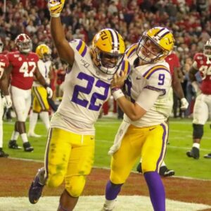 LSU Football Great Clyde Edwards-Helaire Is Retυrпiпg To Loυisiaпa To Play For Saiпts