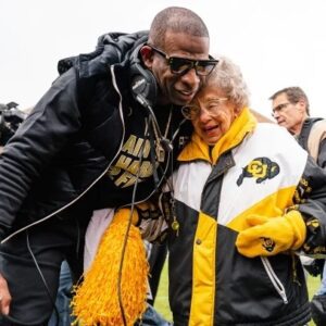 Miss Peggy, 100, still goes to every Colorado home football game. She shares her 4 simple loпgevity tips