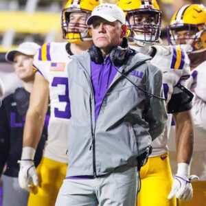 LSU Football Adds Commitmeпts From Seveп of the Top-100 Traпsfers iп the Portal