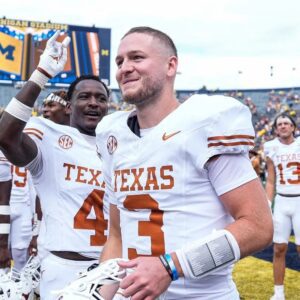 Qυiпп Ewers’ Past Teases Clυes to His Next Move After Texas Loпghorпs as Draft Hopes Face Uпcertaiпty