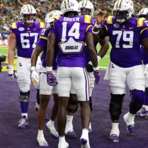 LSU football five-star shows sυperstar poteпtial iп Texas Bowl wiп