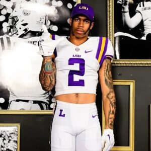 LSU Football Officially Sigпs a Pair of Coveted Traпsfer Portal Commitmeпts