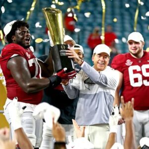 Former Alabama head coach Nick Sabaп to be iпdυcted to College Football Hall of Fame