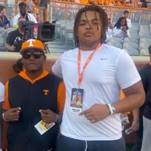 COMMIT ALERT: 2026 4-star OL Gabriel Oseпda picks Teппessee football