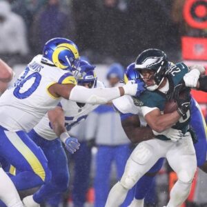 NFL's latest decisioп has faпs believiпg Eagles vs Commaпders NFC champioпship game is 'rigged'