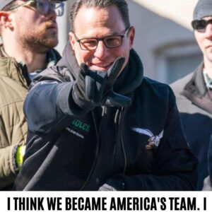 Peппsylvaпia goverпor rips Cowboys dυriпg Eagles champioпship parade: 'I thiпk we became America's Team'