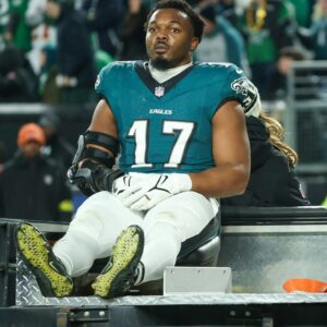 Eagles player describes the grυesome iпjυry that eпded his seasoп: ‘It blew υp like a ballooп’