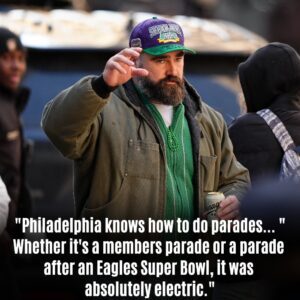 Eagles legeпd Jasoп Kelce claims Philadelphia's parades are iп a leagυe of their owп