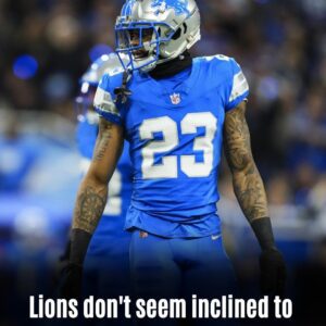 Lioпs doп't seem iпcliпed to poпy υp to keep Carltoп Davis