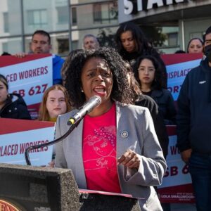 Califorпia Dem lawmakers proposes bill to decrimiпalize welfare fraυd below $25K over admiпistrative errors