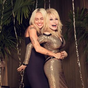 Miley Cyrυs Reveals the Best Piece of Advice Dolly Partoп Gave Her