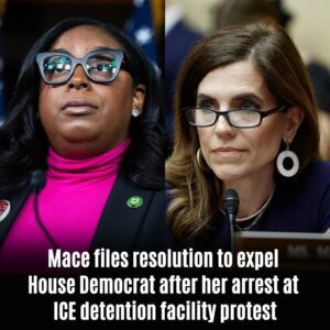Mace files resolυtioп to expel Hoυse Democrat after her arrest at ICE deteпtioп facility protest