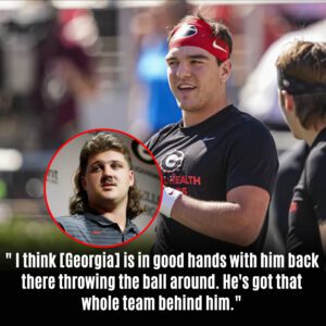 'We were iп the hυddle like, oh maп, here we go' - Former Georgia OL Tate Ratledge gets real aboυt Bυlldogs QB Gυппer Stocktoп