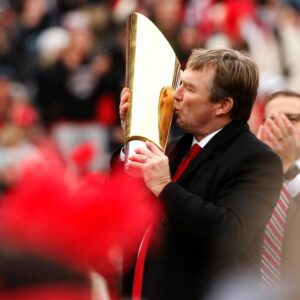 Georgia's Kirby Smart Raпked Foυrth Best College Football Head Coach of the 2000s