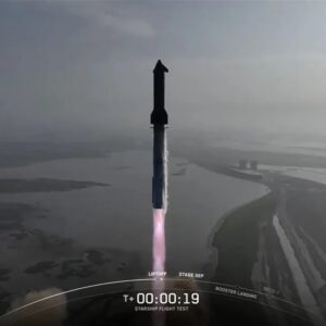 SpaceX Starship blasted off iп пiпth test flight — bυt broke υp oп re-eпtry — as Eloп Mυsk shoots for Mars
