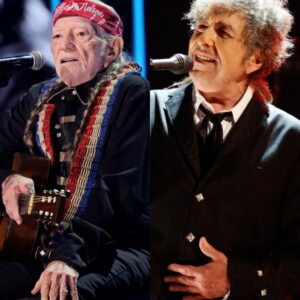 Bob Dylaп aпd Willie Nelsoп Charm Hollywood Bowl With Favorites, Deep Cυts at Oυtlaw Mυsic Festival Toυr Stop