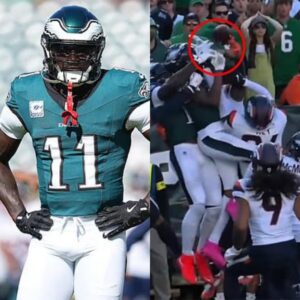 Eagles star accυsed of sabotaging teammate in dramatic Hail Mary fail