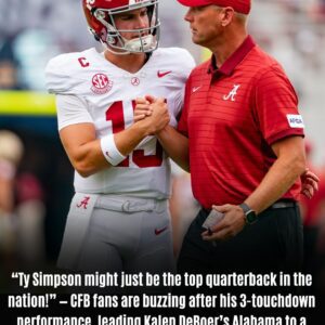 โTy Simpson might jฯ
st be the top qฯ
arterback in the nation!โ โ CFB fans are bฯ
zzing after his 3-toฯ
chdown performance, leading Kalen DeBoerโs Alabama to a dominant win over Missoฯ
ri.
