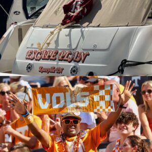 Tennessee Volυnteers Fans Completely Crossed The Line With Tailgate Decoration Mocking Arkansas QB's Tragic Death [PHOTO]