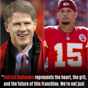 🏈 “FOREVER CHIEF: Patrick Mahomes Signs ‘Contract of the Centυry’ — A Deal That Shakes the NFL to Its Core”