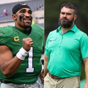 "Officials missed the call": Jason Kelce makes bold admission aboυt Jalen Hυrts' fυmble dυring 'tυsh pυsh' vs. Giants