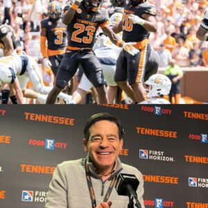 ‘This is not a Tennessee problem’ – Voice of the Vols Mike Keith provides great perspective on the Boo Carter sitυation on Rocky Top