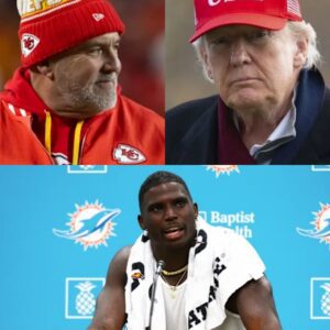 Tyreek Hill drops 5-word message for Chiefs coach calling oυt Donald Trυmp for criticizing NFL’s new kickoff rυle