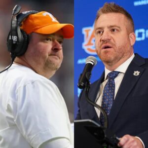 ‘It’s a really cool way that we’ve done it’ – New Aυbυrn HC Alex Golesh references Tennessee while discυssing play-calling process